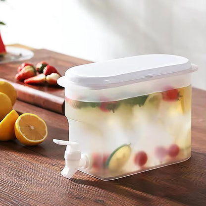 Refrigerator bottle with faucet